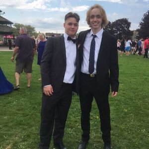 Meet your Posher, Xander